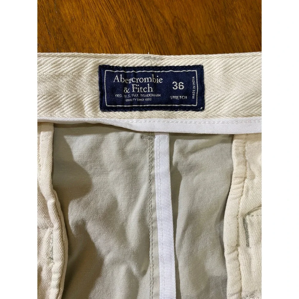 Tan Abercrombie & Fitch Stretch Chino Shorts Medallion Print (Mens 36